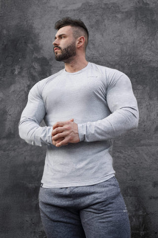 Titan Muscle-Fit Long Sleeve T-Shirt - Platinum